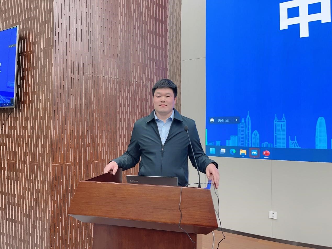 冰球突破科技季建明讲话.jpg